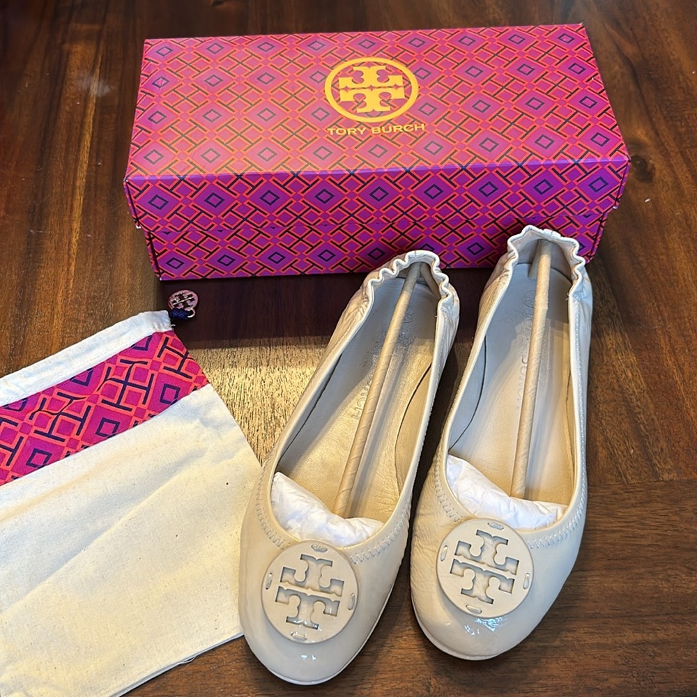 Tory Burch Minnie travel ballet with leather logo - excellent condition 👌🏼